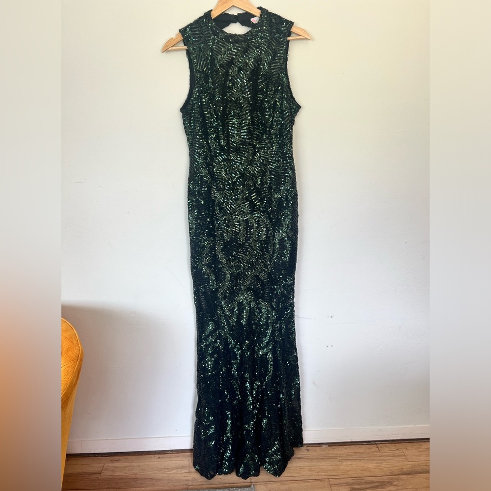 L’atiste by Amy green sequin formal dress medium